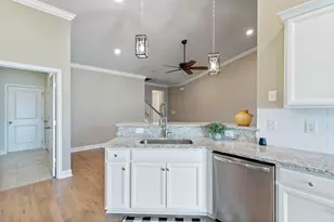 849 Brant St, Myrtle Beach, SC 29579 - Photo 6