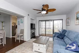 305 Hillside Dr N, North Myrtle Beach, SC 29582 - Photo 4