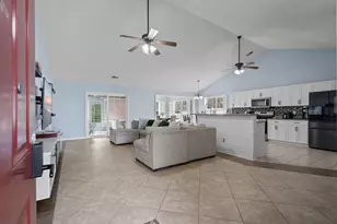 241 Bonnie Bridge Cir, Myrtle Beach, SC 29579 - Photo 4