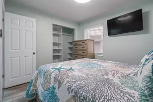 920 N Waccamaw Dr, Garden City, SC 29576 - Photo 12