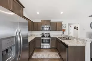 105 Rosewood Dr, Georgetown, SC 29440 - Photo 8