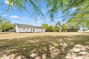 1104 Highland Dr, Mullins, SC 29574 - Photo 8