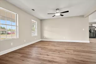 1104 Highland Dr, Mullins, SC 29574 - Photo 12