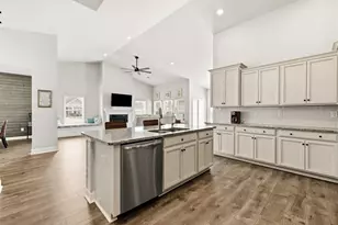 213 Sherwood Dr, Murrells Inlet, SC 29576 - Photo 4