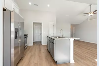 913 Woodside Dr., Conway, SC 29526 - Photo 6
