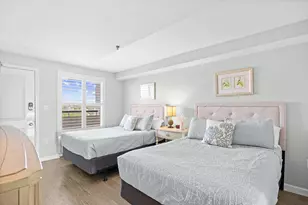 601 Retreat Beach Cir, Pawleys Island, SC 29585 - Photo 4