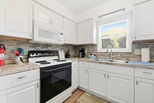 305 21st Ave S, Myrtle Beach, SC 29577 - Photo 6