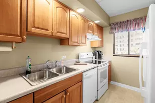 423 Parker Dr, Pawleys Island, SC 29585 - Photo 16