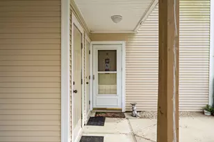 1025 W Plantation Dr W, Little River, SC 29566 - Photo 4