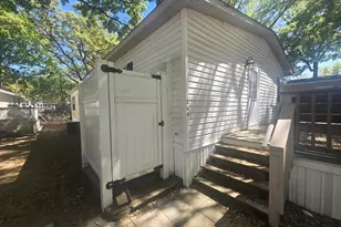 564 Lagrande Dr, Garden City, SC 29576 - Photo 6