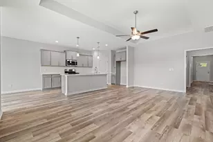 948 Woodside Dr, Conway, SC 29526 - Photo 2