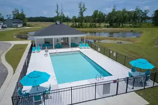 189 NW Mayflower Dr, Calabash, NC 28467 - Photo 2