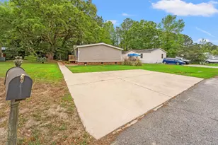 160 St Christopher Cir, Pawleys Island, SC 29585 - Photo 36