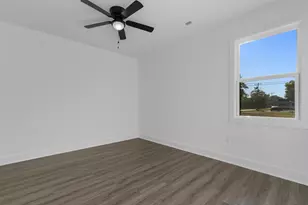 212 N Morgan Ave, Andrews, SC 29510 - Photo 16