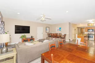 704 S Ocean Blvd, Myrtle Beach, SC 29577 - Photo 8