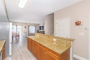 704 S Ocean Blvd, Myrtle Beach, SC 29577 - Photo 32