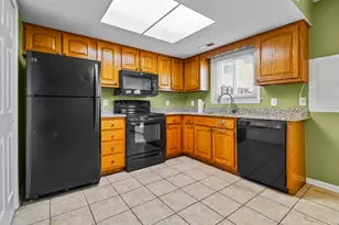405 Hillside Dr N, North Myrtle Beach, SC 29582 - Photo 10