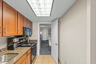 1105 S Ocean Blvd, Myrtle Beach, SC 29577 - Photo 8