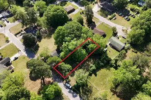 346 Dixon St, Mullins, SC 29574 - Photo 1