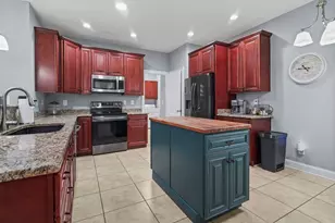 4867 Peachtree Rd, Myrtle Beach, SC 29588 - Photo 10
