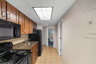 1105 S Ocean Blvd, Myrtle Beach, SC 29577 - Photo 4