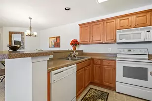 4657 Fringetree Dr, Murrells Inlet, SC 29576 - Photo 8