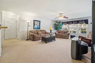 4657 Fringetree Dr, Murrells Inlet, SC 29576 - Photo 4