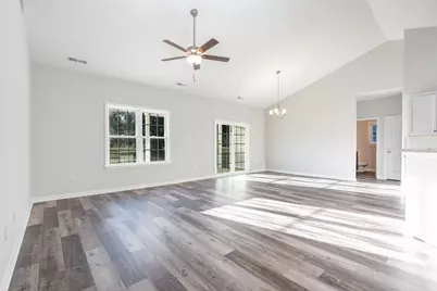 65 Bennington Ct, Georgetown, SC 29440 - Photo 4