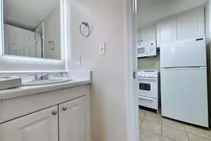 1 Norris Dr, Pawleys Island, SC 29585 - Photo 10