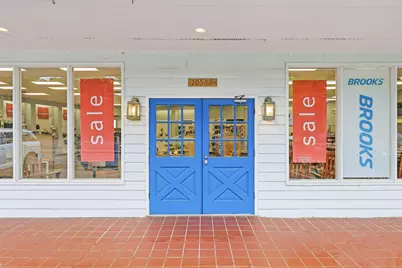 10589 N N Kings Hwy., Myrtle Beach, SC 29572 - Photo 2