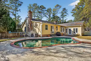 297 Linden Cir, Pawleys Island, SC 29585 - Photo 34