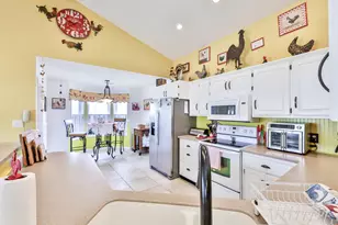 893 Castlewood Dr, Conway, SC 29526 - Photo 6