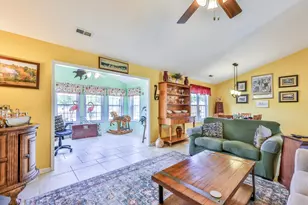 893 Castlewood Dr, Conway, SC 29526 - Photo 4
