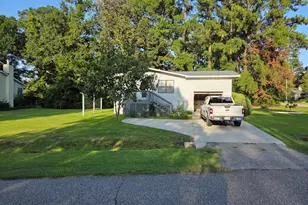 1370 SE Harbour Towne Dr, Myrtle Beach, SC 29577 - Photo 2