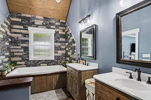 942 Meadow Dr, Loris, SC 29569 - Photo 16