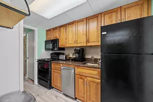 1105 S Ocean Blvd, Myrtle Beach, SC 29577 - Photo 4