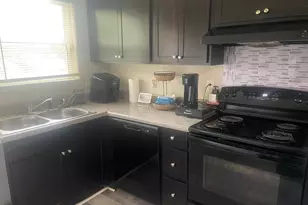 904 W Hemlock St, Andrews, SC 29510 - Photo 6