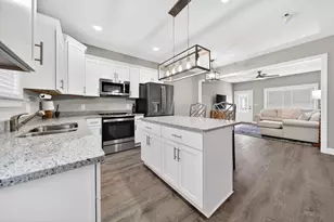904 62nd Ave N, Myrtle Beach, SC 29572 - Photo 4