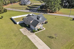 500 Cloverfield Ln, Conway, SC 29526 - Photo 2