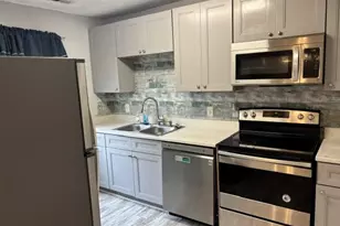 320-B Myrtle Greens Dr, Conway, SC 29526 - Photo 2