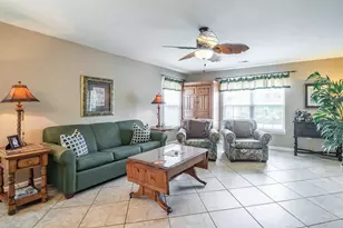 725 Blue Stem Dr, Pawleys Island, SC 29585 - Photo 2