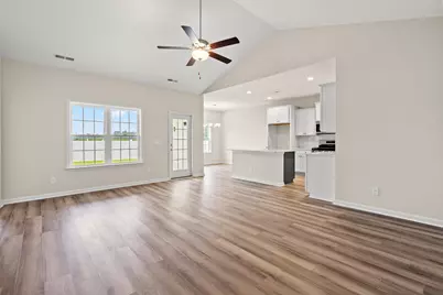 916 Woodside Dr., Conway, SC 29526 - Photo 6