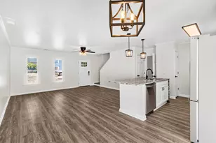 916 Tiffany Ln, North Myrtle Beach, SC 29582 - Photo 4