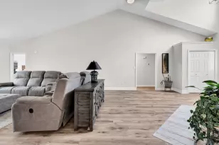 608 Providence Dr, Myrtle Beach, SC 29572 - Photo 10