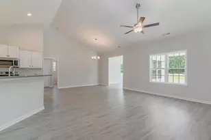 35 Double Pond Dr, Georgetown, SC 29440 - Photo 4