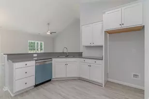 35 Double Pond Dr, Georgetown, SC 29440 - Photo 8