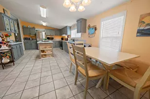 8629 Bragg Dr, Myrtle Beach, SC 29588 - Photo 6