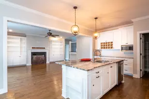925 Bluffview Dr, Myrtle Beach, SC 29579 - Photo 8