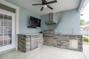 925 Bluffview Dr, Myrtle Beach, SC 29579 - Photo 6
