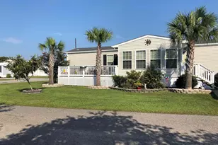 709 Parkway Dr, North Myrtle Beach, SC 29582 - Photo 2